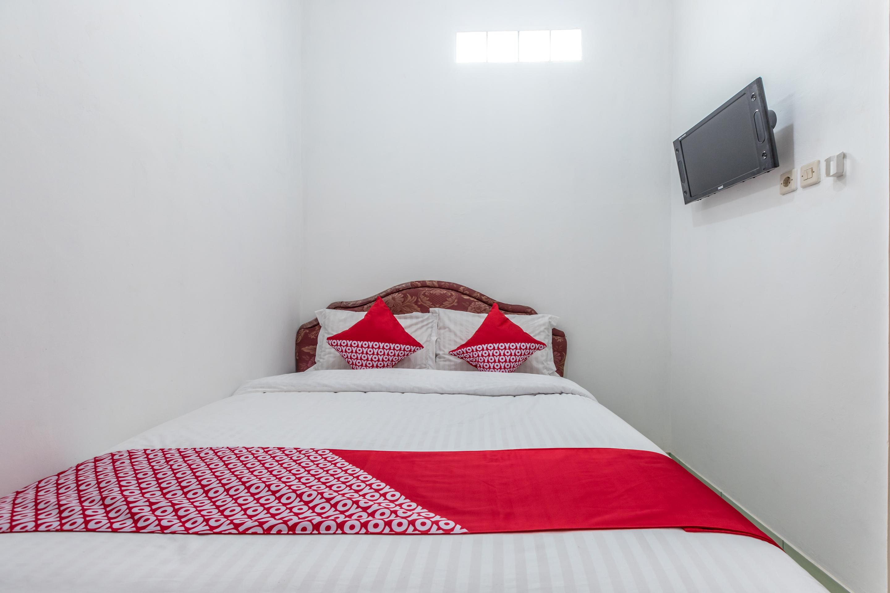 Super Oyo 1487 Residence Khoe Джакарта Экстерьер фото