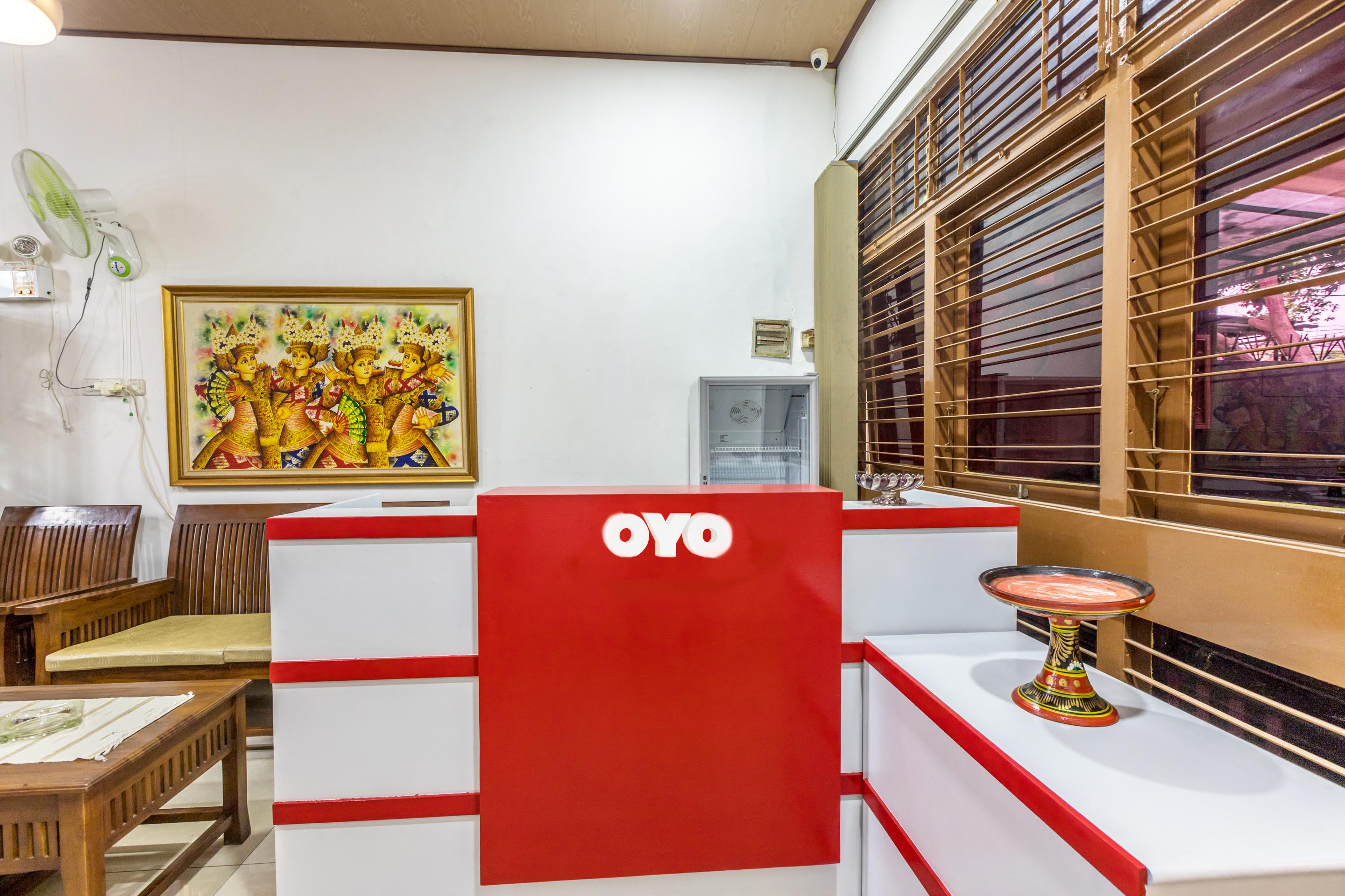 Super Oyo 1487 Residence Khoe Джакарта Экстерьер фото